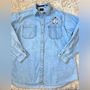 Levi’s Light Wash Christmas Button Up